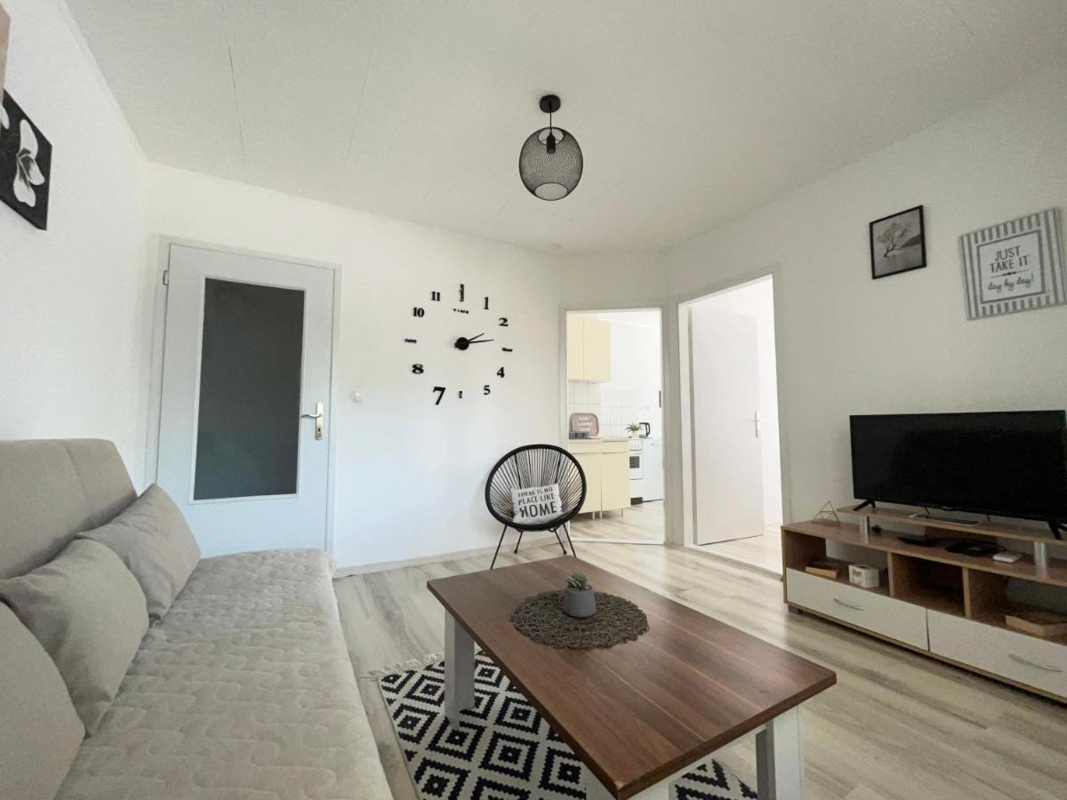 Starlux Apartment Mostar Exteriör bild